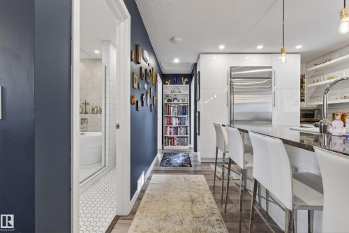 10869 94 Street, Edmonton, AB - Indoor Photo Showing Other Room