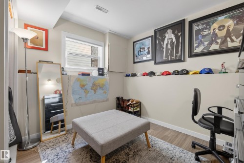 10869 94 Street, Edmonton, AB - Indoor