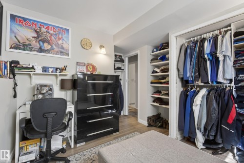10869 94 Street, Edmonton, AB - Indoor With Storage