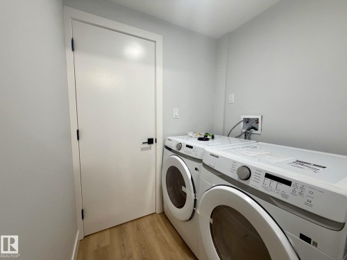#Bsmt 137 29 St Sw Sw, Edmonton, AB - Indoor Photo Showing Laundry Room