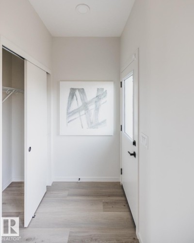 312 32 Street, Edmonton, AB - Indoor Photo Showing Other Room