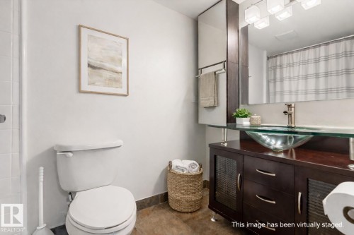 109 11429 124 Street, Edmonton, AB - Indoor Photo Showing Bathroom
