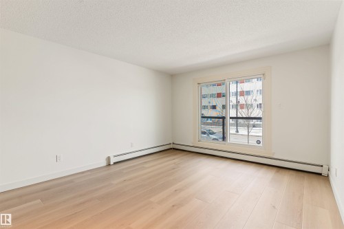 109 11429 124 Street, Edmonton, AB - Indoor Photo Showing Other Room