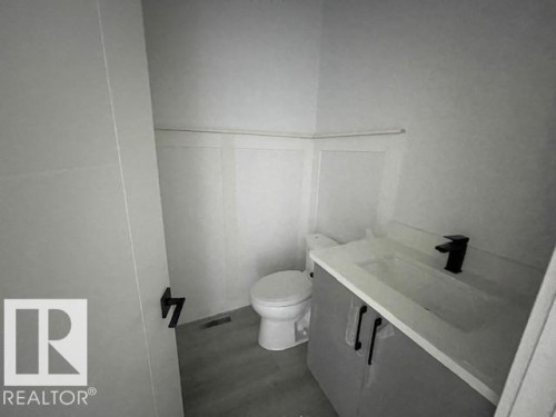 169 Elliott Wynd, Fort Saskatchewan, AB - Indoor Photo Showing Bathroom