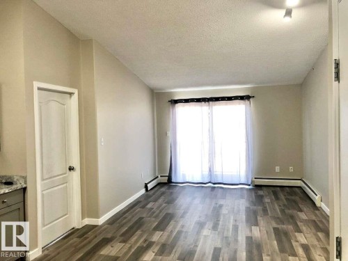 405 151 Edwards Drive, Edmonton, AB - Indoor Photo Showing Other Room