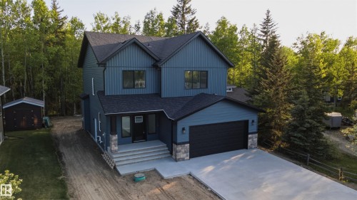 132 HERON POINT Close  Rural Wetaskiwin County, AB T0C 2V0