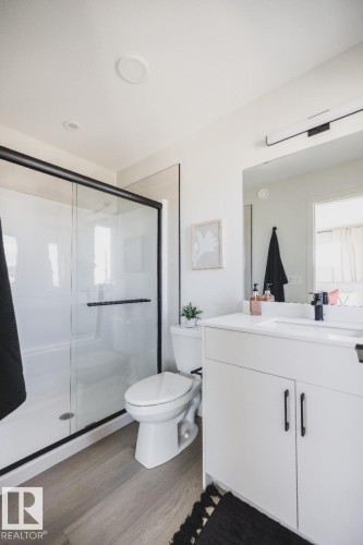 2626 Alces Way, Edmonton, AB - Indoor Photo Showing Bathroom