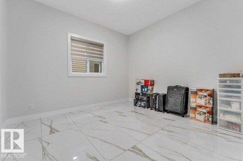 1760 18 Street, Edmonton, AB - Indoor Photo Showing Other Room