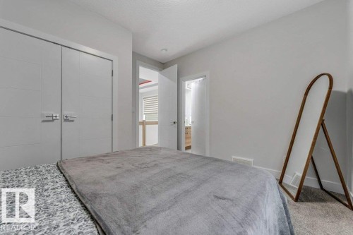 1760 18 Street, Edmonton, AB - Indoor