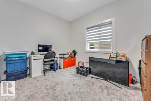 1760 18 Street, Edmonton, AB - Indoor