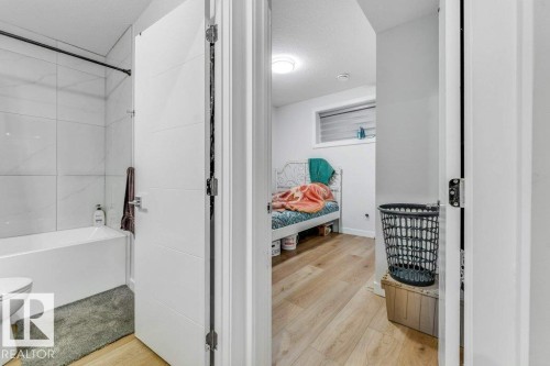 1760 18 Street, Edmonton, AB - Indoor Photo Showing Other Room