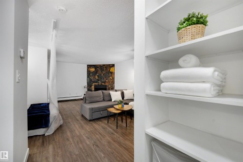 103 10138 116 Street, Edmonton, AB - Indoor