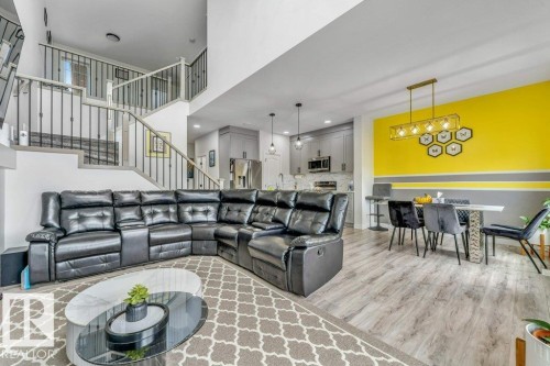 3923 40 Avenue, Beaumont, AB - Indoor Photo Showing Living Room