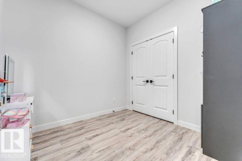 3923 40 Avenue, Beaumont, AB - Indoor