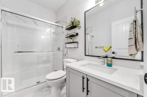 3923 40 Avenue, Beaumont, AB - Indoor Photo Showing Bathroom