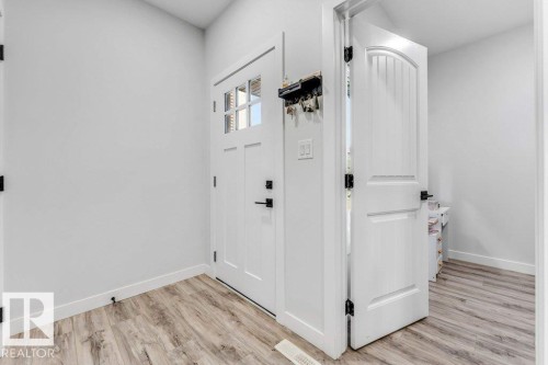 3923 40 Avenue, Beaumont, AB - Indoor Photo Showing Other Room