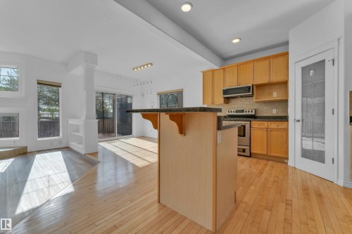 5528 209 Street, Edmonton, AB 