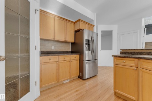 5528 209 Street, Edmonton, AB 