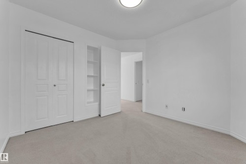 5528 209 Street, Edmonton, AB 