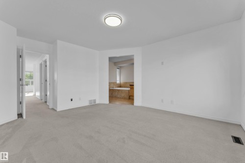 5528 209 Street, Edmonton, AB 