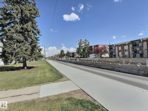 Image quality insufficient for description - 306 9730 156 Street, Edmonton, AB 