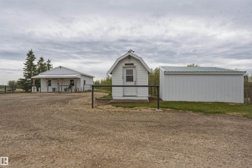 56502 Rge Road 33, Rural Lac Ste. Anne County, AB - Outdoor