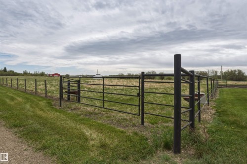 56502 Rge Road 33, Rural Lac Ste. Anne County, AB - Outdoor With View