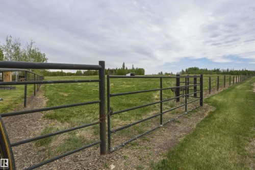 56502 Rge Road 33, Rural Lac Ste. Anne County, AB - Outdoor With View