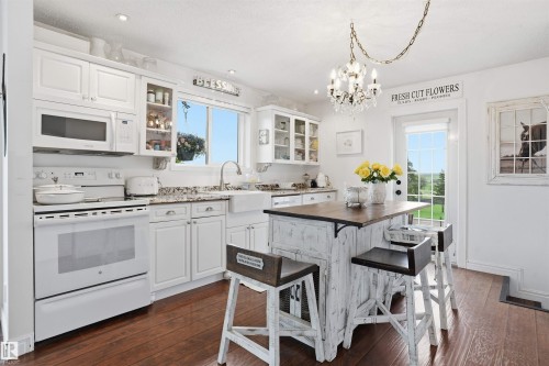 56502 Rge Road 33, Rural Lac Ste. Anne County, AB - Indoor