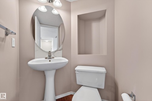 5917 South Terwillegar Boulevard, Edmonton, AB - Indoor Photo Showing Bathroom