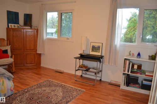 Hardwood-finish flooring throughout - 68 Marlboro Road, Edmonton, AB 