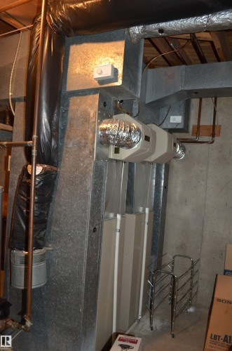 Image quality insufficient for description - 68 Marlboro Road, Edmonton, AB 