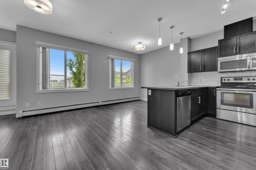 214 812 Welsh Drive, Edmonton, AB 