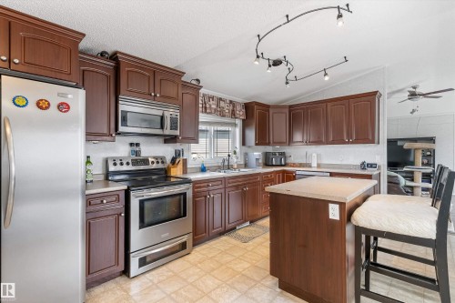 1966 Jubilee Place, Sherwood Park, AB 