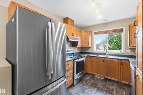 9 3811 85 Street, Edmonton, AB 