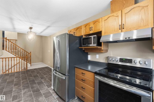9 3811 85 Street, Edmonton, AB 