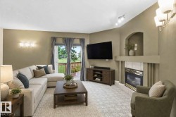 9 3811 85 Street  Edmonton, AB T6K 4C7
