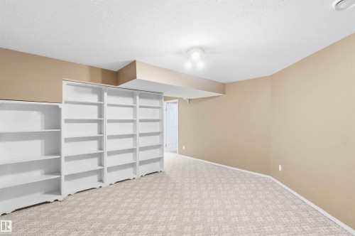 9 3811 85 Street, Edmonton, AB 