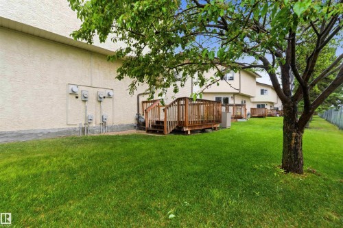 9 3811 85 Street, Edmonton, AB 