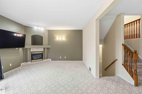 9 3811 85 Street, Edmonton, AB 