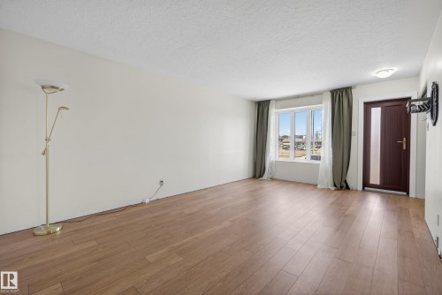 6203 90 Avenue, Edmonton, AB 