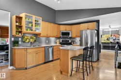 10611 152 Street  Edmonton, AB T5P 1Z1