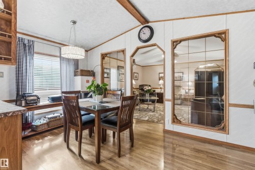 5 3400 48 Street, Stony Plain, AB - Indoor Photo Showing Dining Room