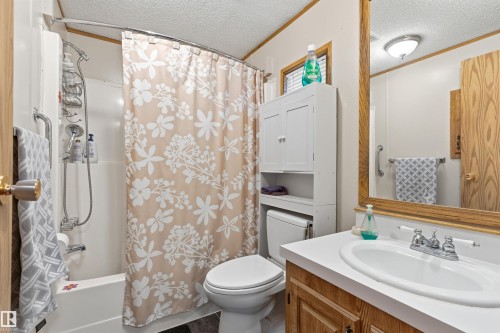 5 3400 48 Street, Stony Plain, AB - Indoor Photo Showing Bathroom