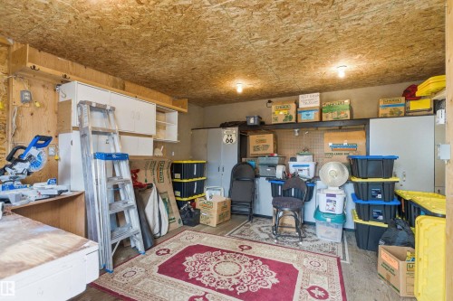5 3400 48 Street, Stony Plain, AB - Indoor