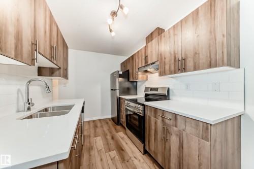 305 6208 180 Street  Edmonton, AB T5T 2T2