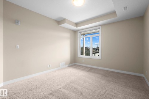 Empty room - 309 625 Leger Way, Edmonton, AB 
