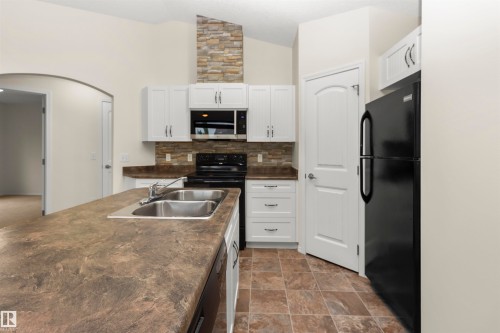75 604 62 Street, Edmonton, AB 