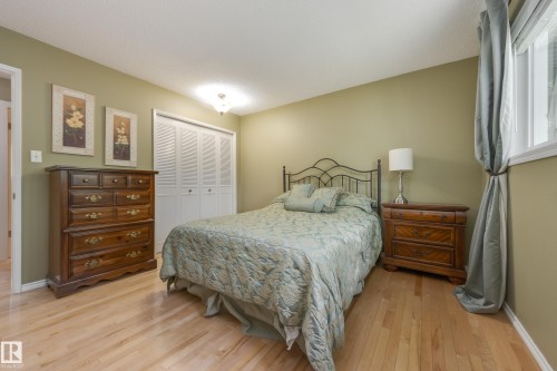 36 Fenwick Crescent, St. Albert, AB - Indoor Photo Showing Bedroom