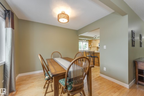 36 Fenwick Crescent, St. Albert, AB - Indoor Photo Showing Dining Room